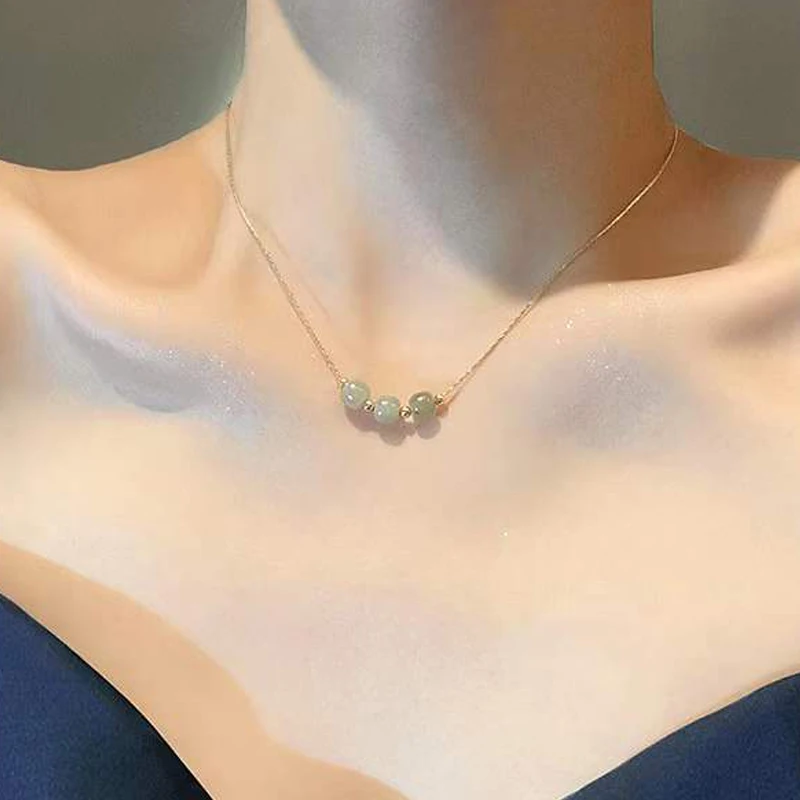 

Нефритовые Переводные бусины 2022 новое ожерелье с кулоном женское летнее нишевое ожерелье простое ожерелье с кулоном цепочка до ключиц высо...