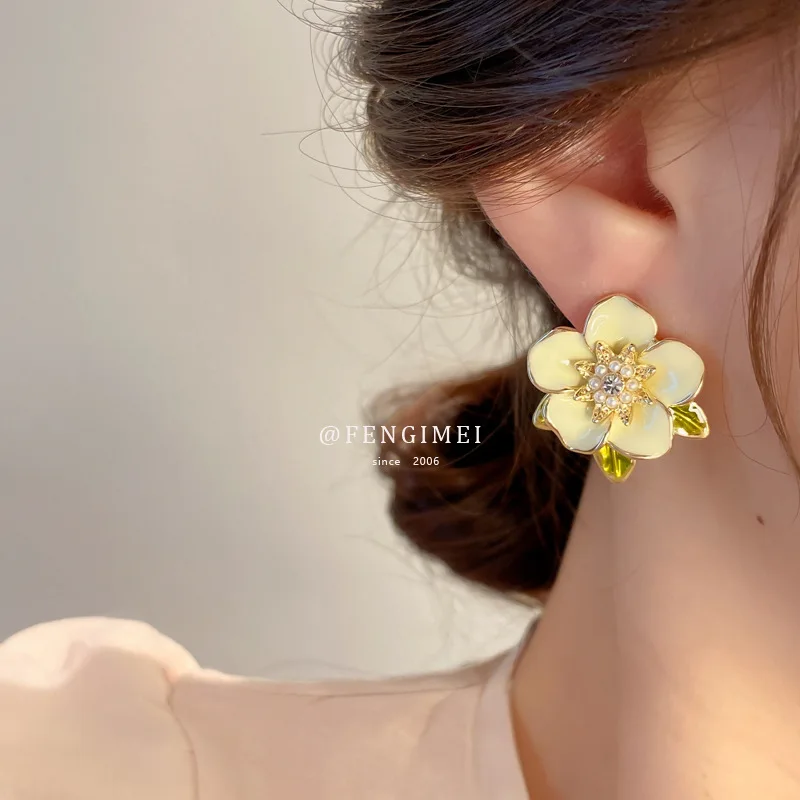 

925 Silver Needle Pearl Diamond Flower Leaf Earrings Small Fresh Ins Wind Earrings Earrings Exaggerated Literary New Earrings