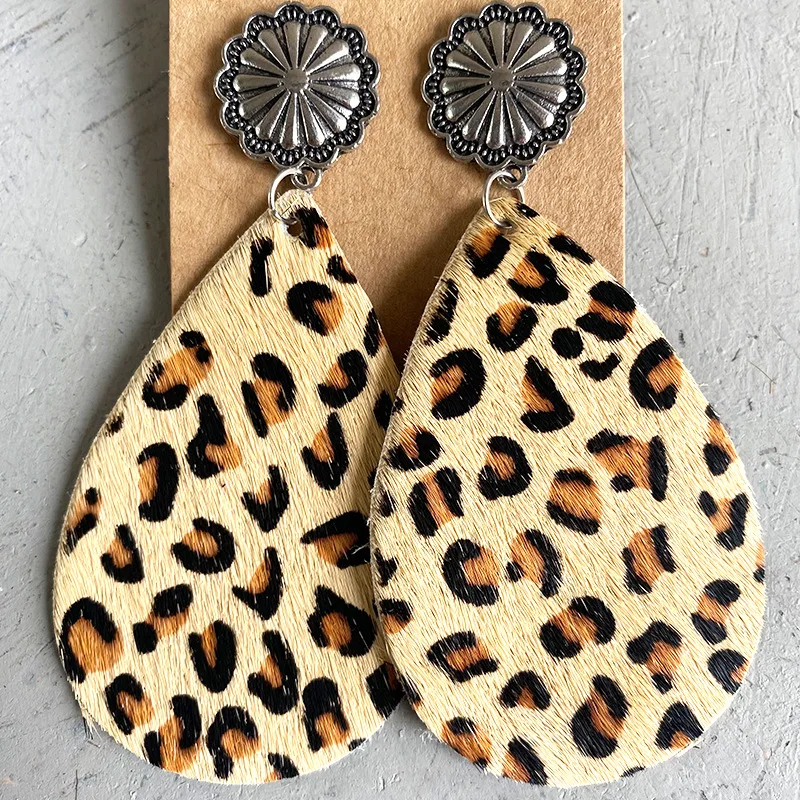 Женские серьги-капельки из воловьей кожи