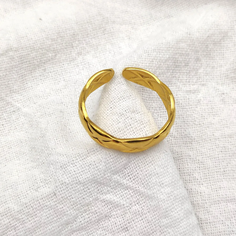 

Stainless Steel Open Adjustable Women Rings Personalized Oval Pattern for Men Rings Fashion Jewelry Gift Wholesale Free Shipping