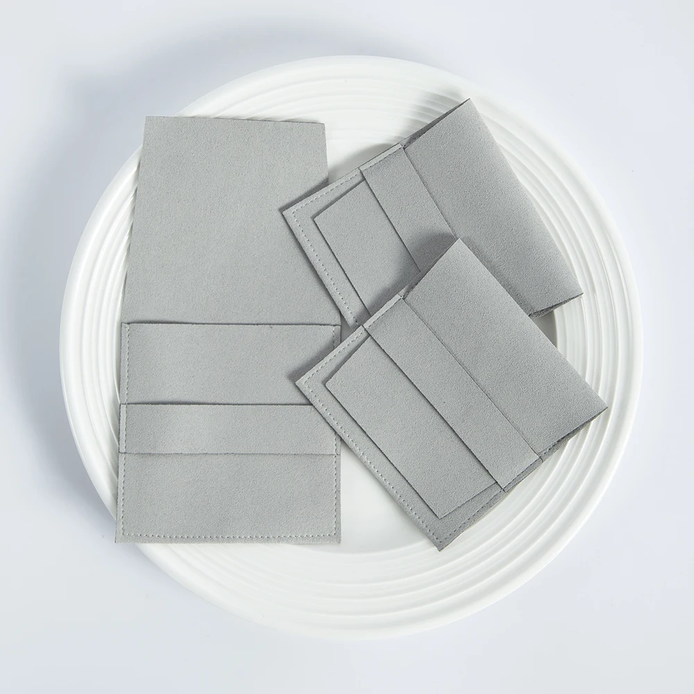 50 Microfiber Jewelry Pouch 8x8cm Small Gift Bags Rings Envelope Jewelry Earring Organizer Packaging Wedding Favors Candy Bag