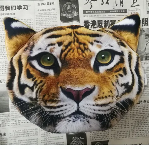 Новинка 2023 г., автомобильный подголовник с 3D принтом лица для собак и кошек, подголовник для шеи, Автомобильная подушка безопасности для шеи, Автомобильный Подголовник без наполнителя - изображение