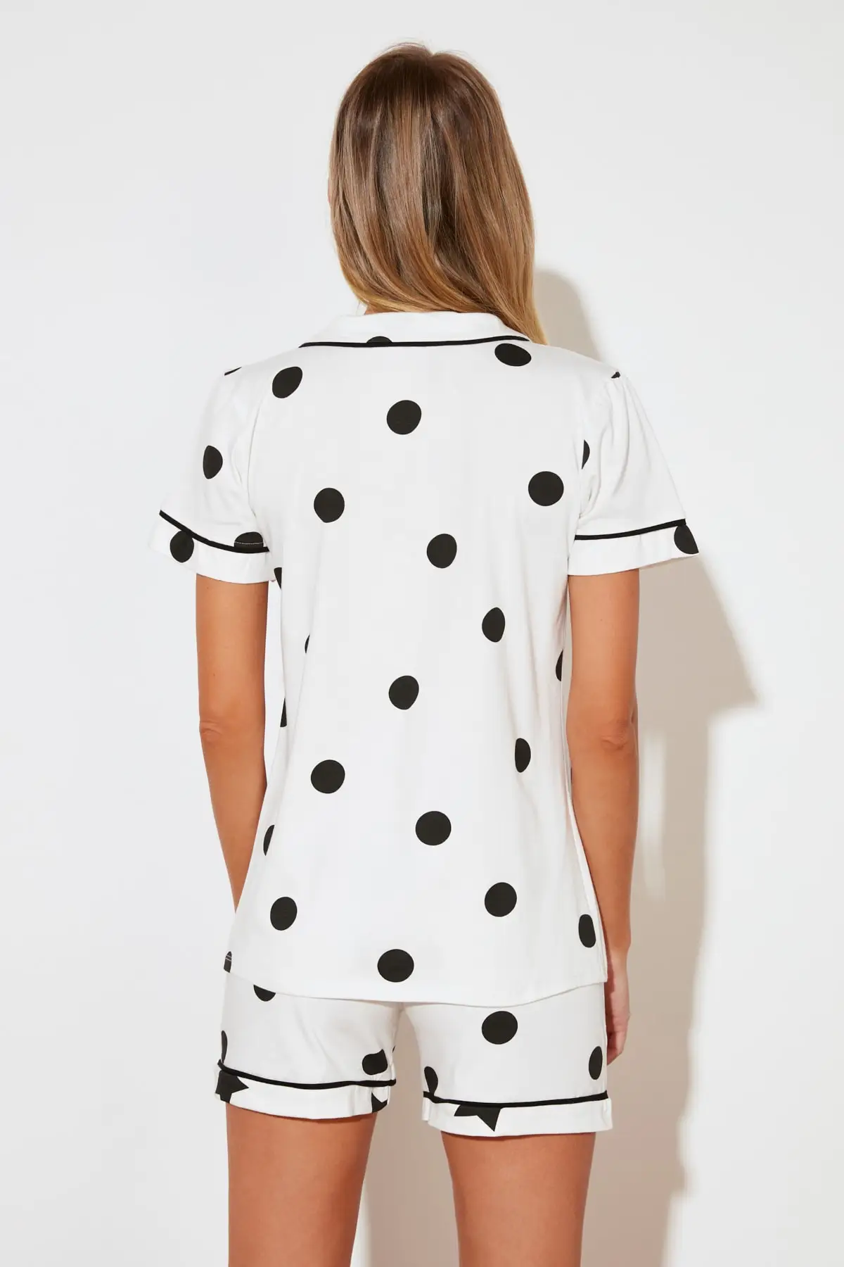 

Trendyol Polka Dot Knitted Pajamas Set THMSS21PT1185