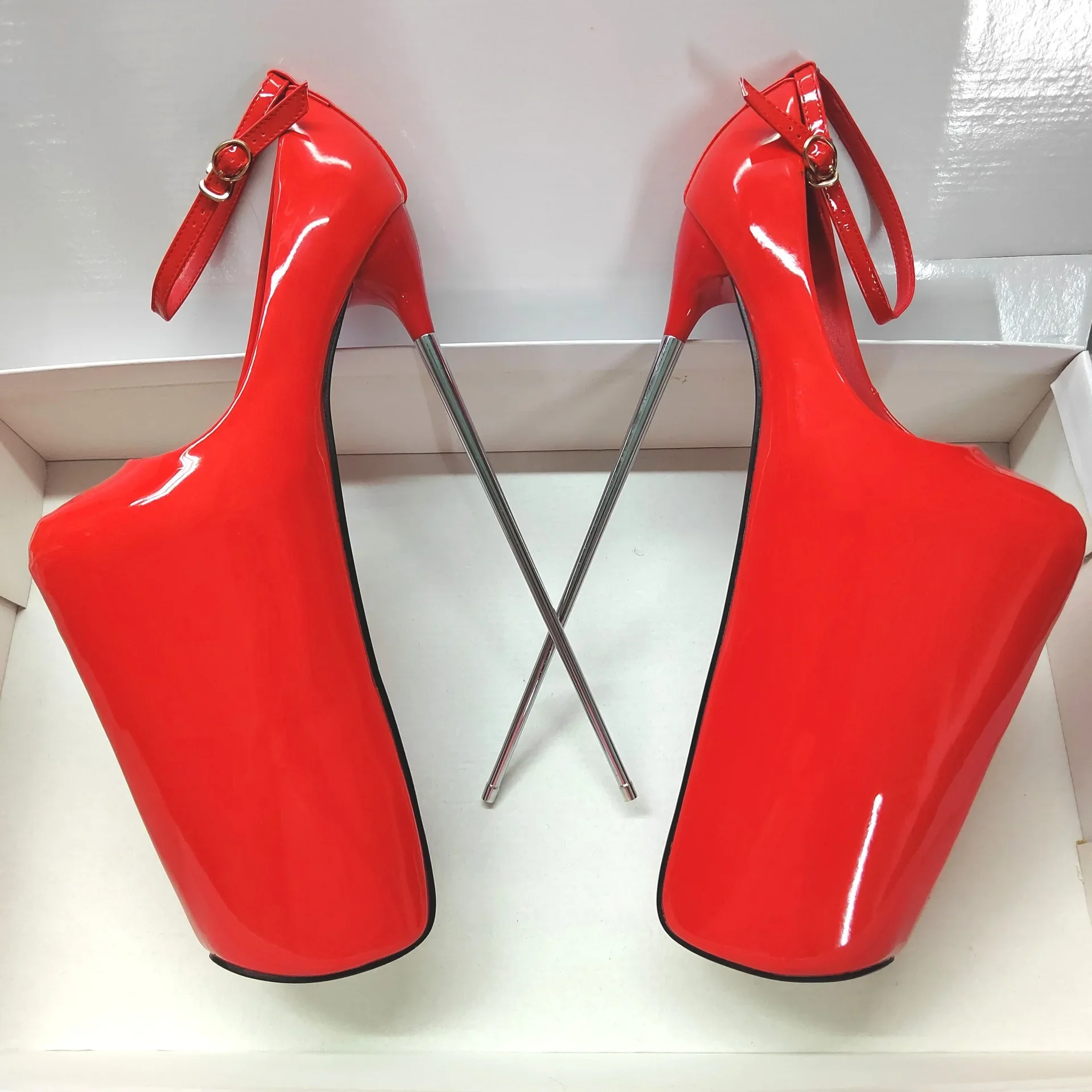 2025 Сверхвысокие туфли на тонком каблуке 30 см из лакированной кожи с рыбьим ртом 19