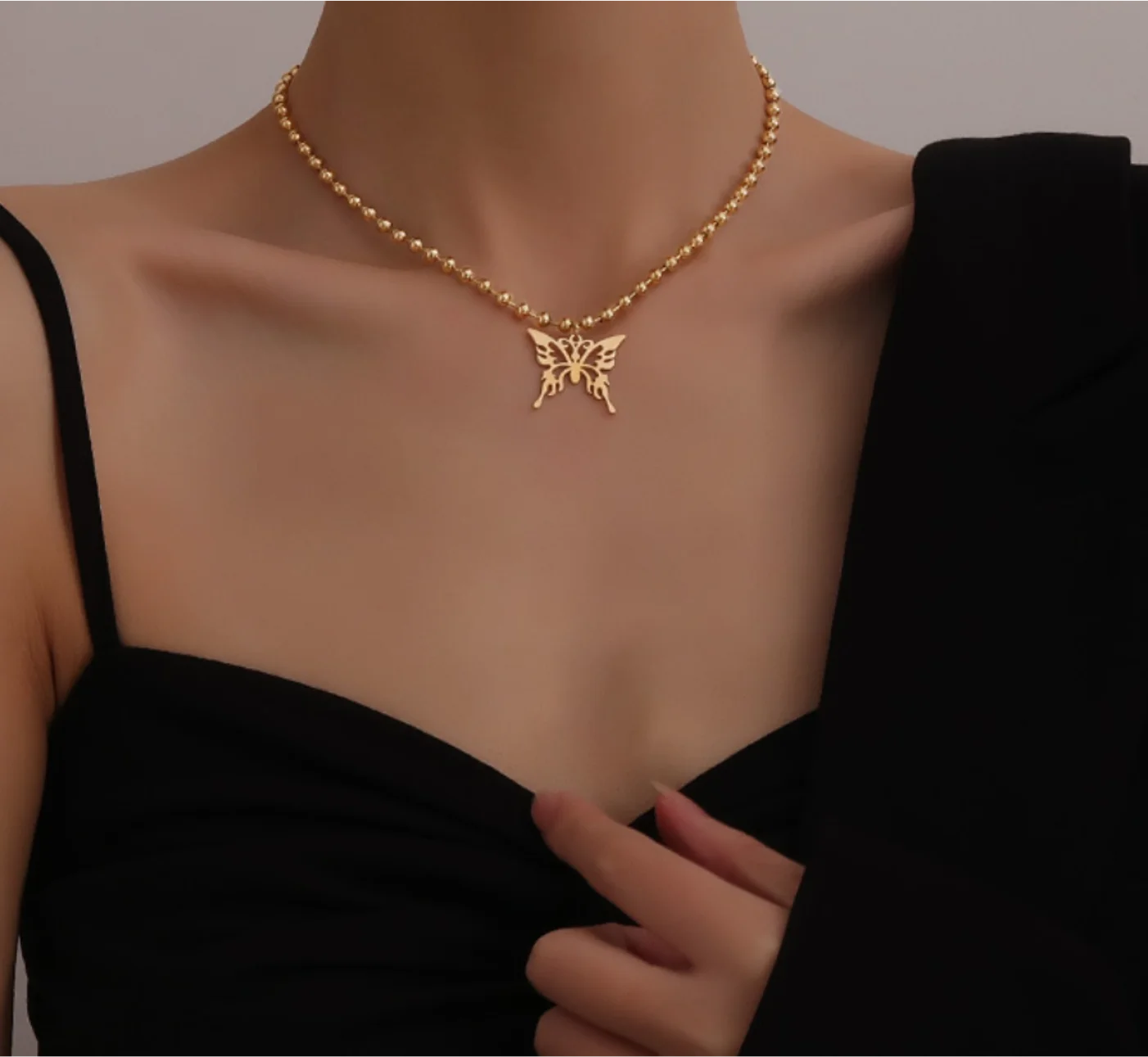 

Simple hollow out Butterfly Pendant round bead chain titanium steel necklace for women fashion jewelry (5pcs of free shipping)