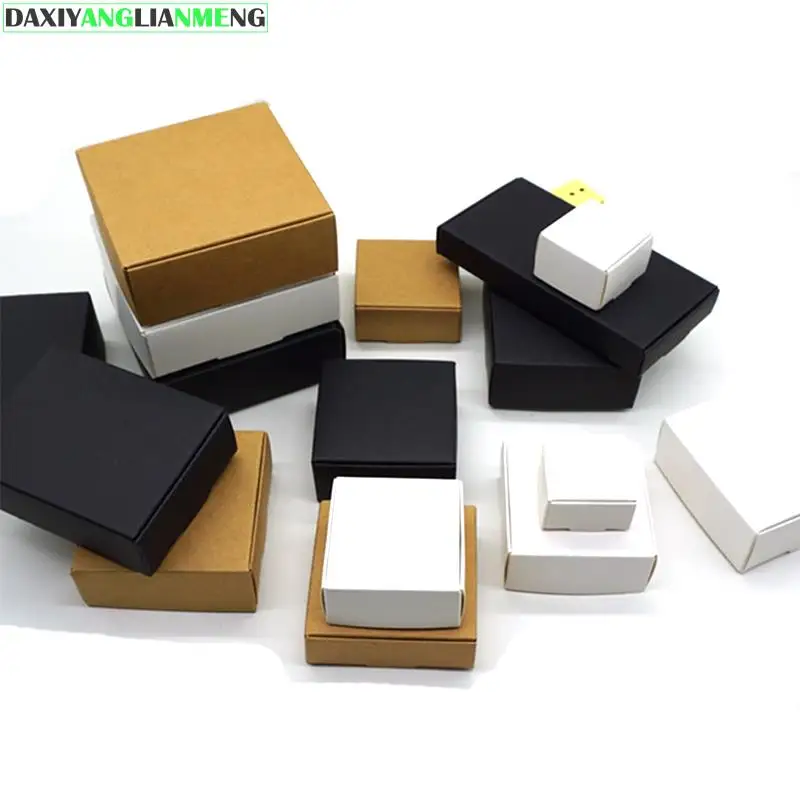 

100pcs 4x4x2/2.5/5.5/7x7x2.2/8/9x8.6x1.6cm Kraft Paper Present Boxes Wedding Gift Packaging Box For Jewelry Handmade Soap Cakes