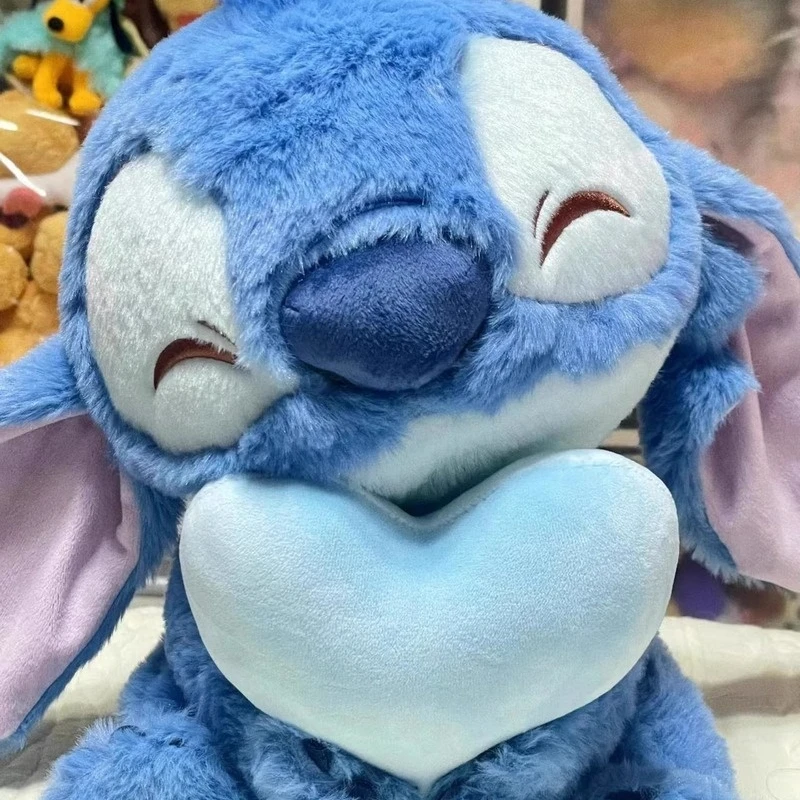 Плюшевая кукла Disney Stitch Love Heart