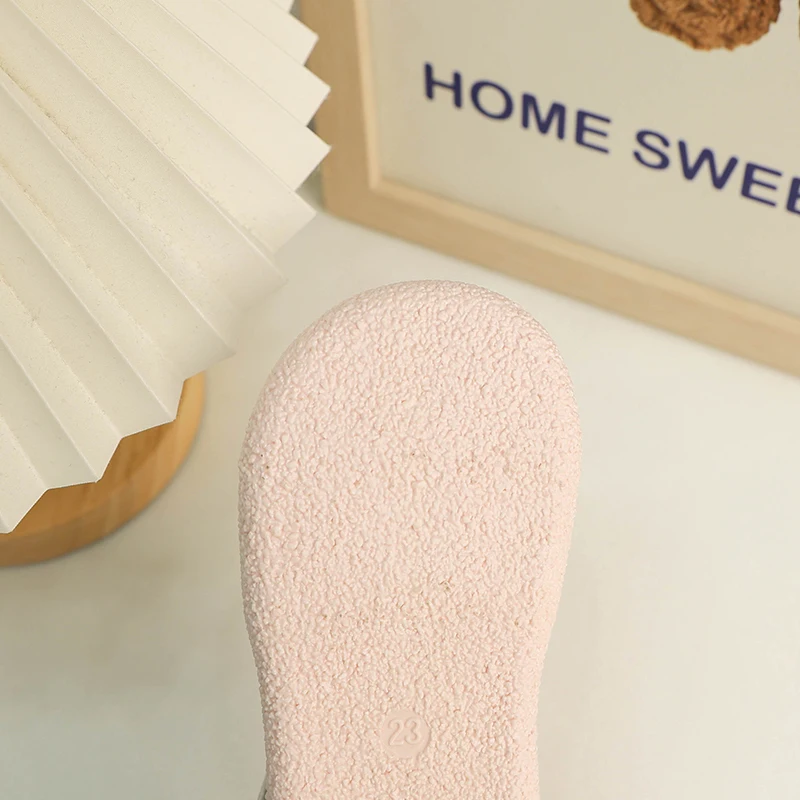 Босоножки для девочек первых шагов Мягкие Универсальные сетчатые с открытым