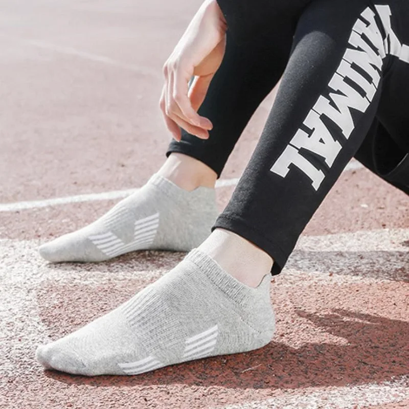 5 Pairs Mens Basketball Sports Short Tube Casual Striped Breathable Ankle Socks Outdoor Trainer Running Football Travel Socks