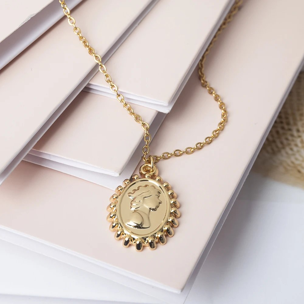 

Tangula Vintage Geometric Pendant Jewelry for Women Stainless Steel Charm Versatile Choker Fashion Anniversary Gift To Her