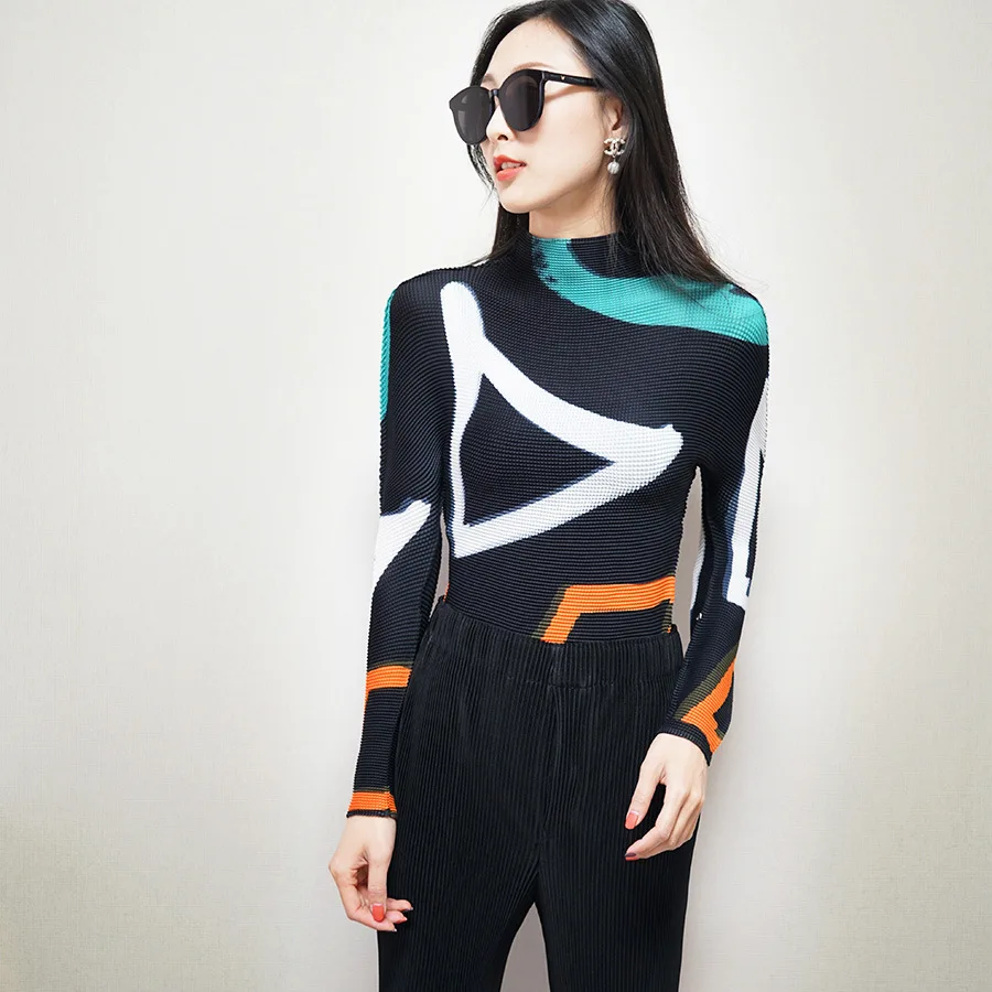 

Женский плиссированный топ с длинным рукавом, маленькая рубашка в западном стиле с высоким воротником, плиссированная нишевая футболка миа...