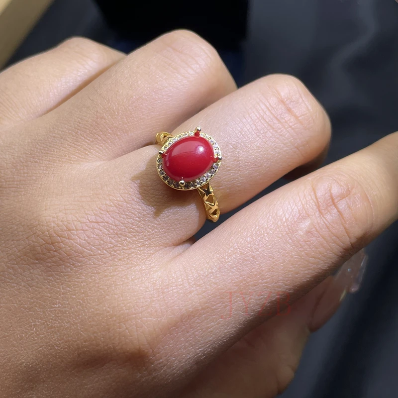 Элегантное женское обручальное кольцо с натуральным кораллом и серебром S925