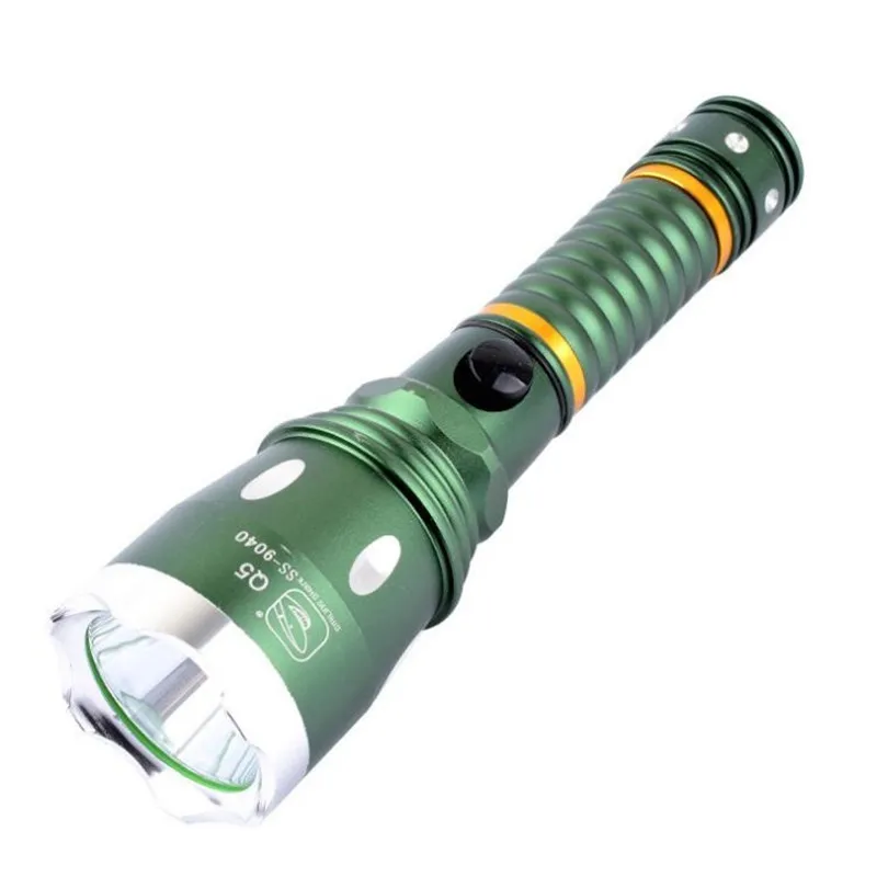 

CREE Q5 LED Alloy Concentrating Deep Cup Long-range Light Charging Anti-Riot Large Flashlight Torch