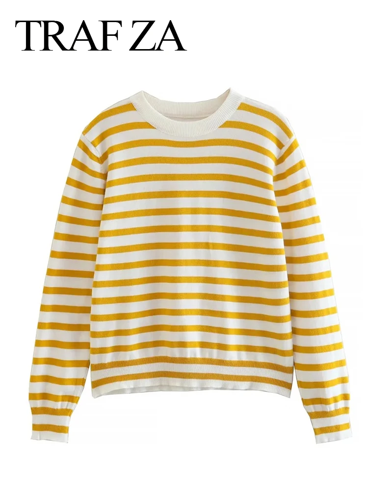 

Женский свитер в полоску с длинным рукавом, круглым вырезом