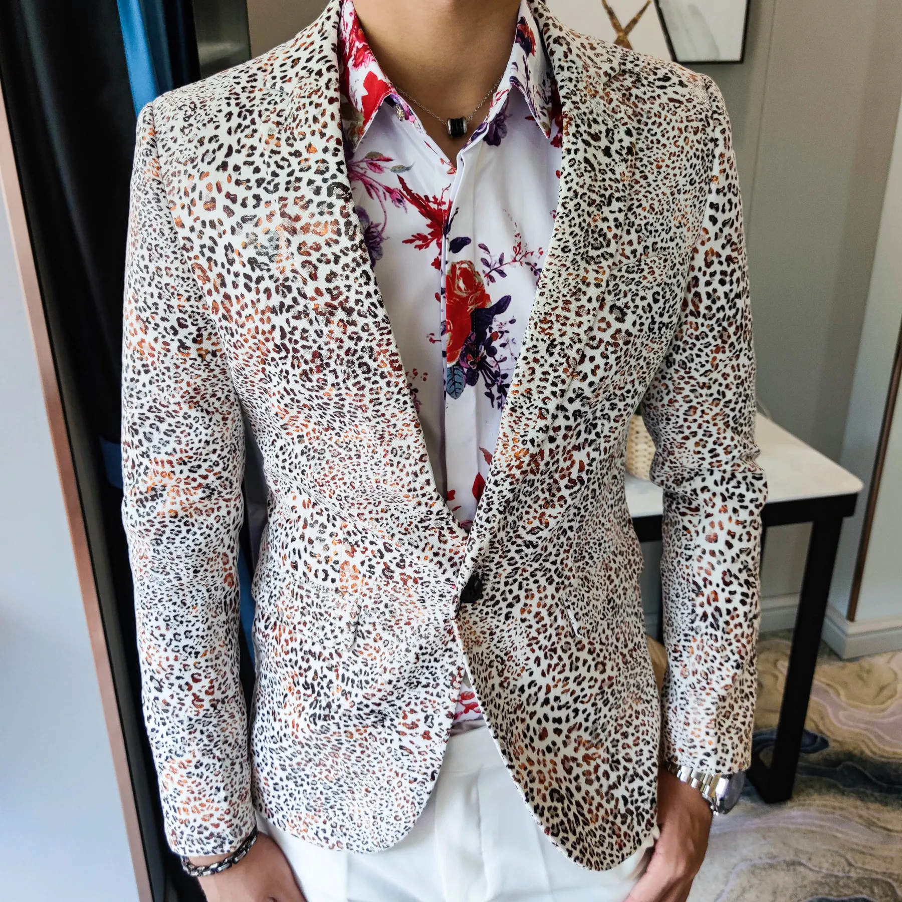 Night Club Outfits Blazer Hombre Casual Flower Masculino Fall Leopard Single Suit Fashion Man Slim Suit Blazer Masculino