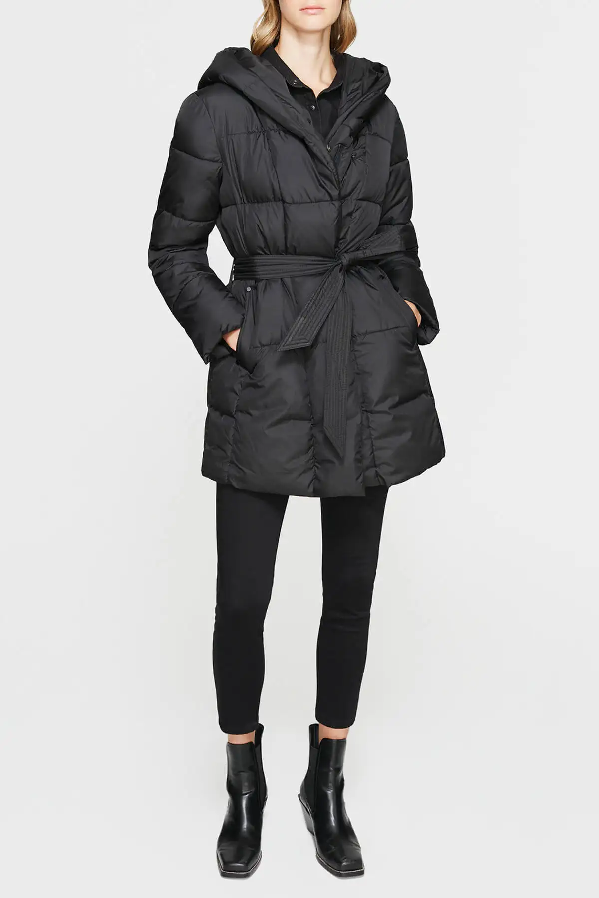 Women's Hooded Black Parka With Belt Casual Stylish Fashion Women's Clothing Outdoor Winter Wear Female Black Parkas Down Parkas