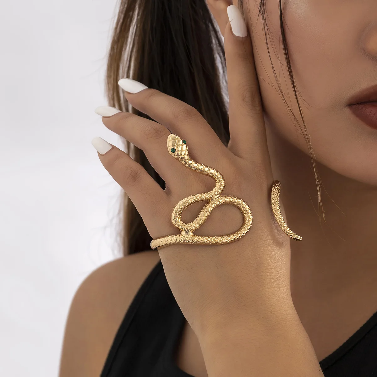 

Cool Snake Palm Bracelet for Women Hip Hop Alloy Female's Bracelet Trend Jewelry Punk Gift for Girl High Quality