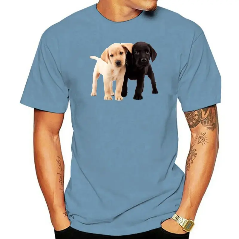 Футболка с изображением собаки Лабрадора белые и черные щенки