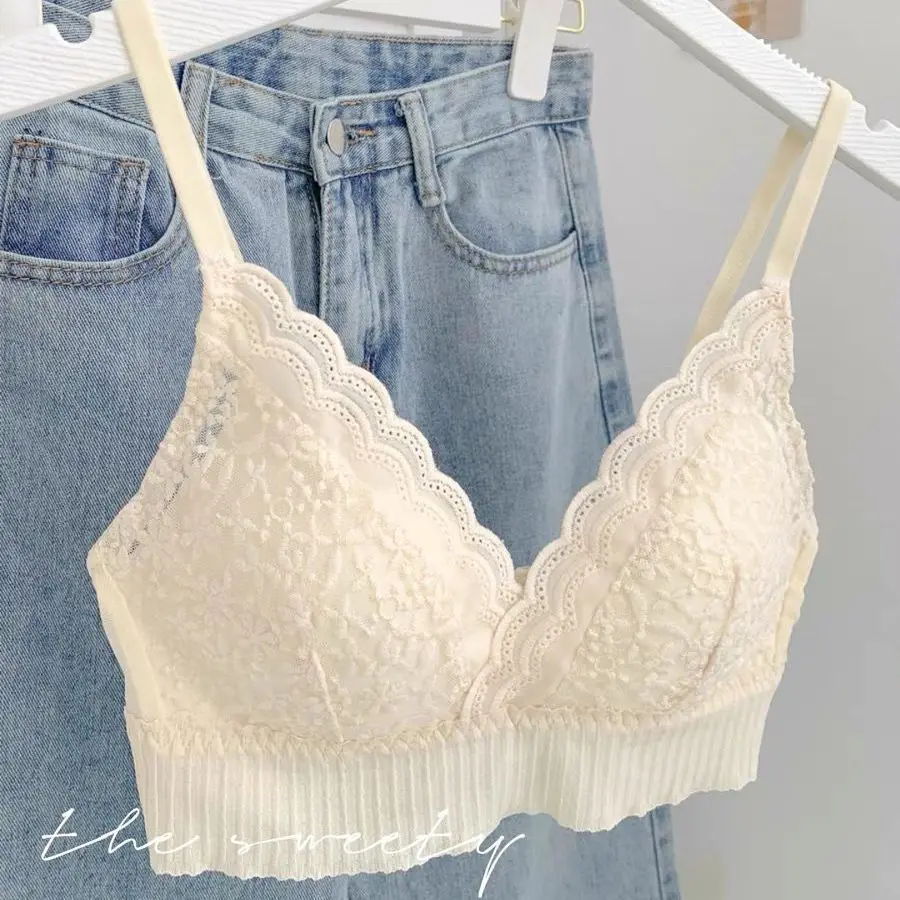Sexy French Style Bras Lace Push Up Triangle Cup Underwear Lingerie Cozy Wireless Intimates Anti-Sagging Brassiere Soutien Gorge