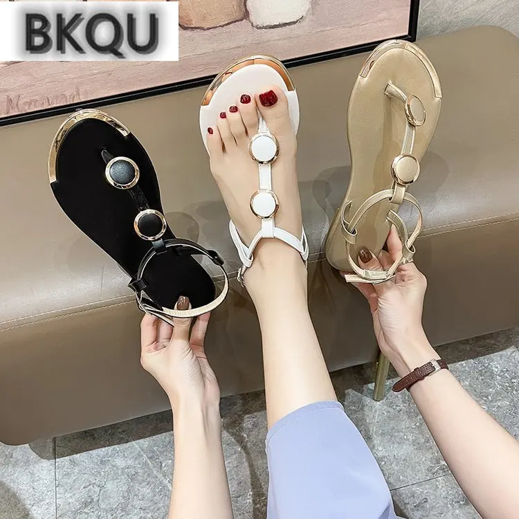

2022 New Summer Sandals Women Fashion Casual Beach Outdoor Flip Flop Sandals Metal Decoration Ladies Flat Shoes Big Size 35-43