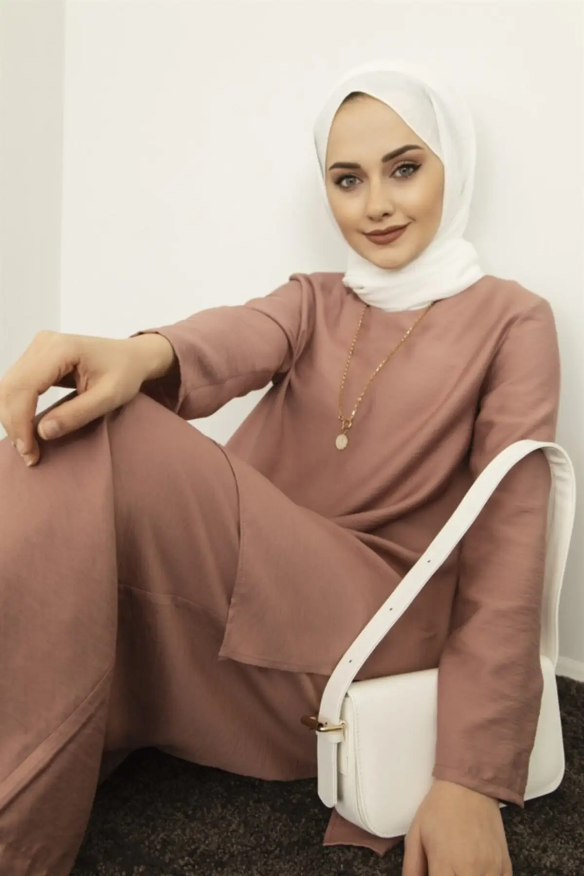 

Women's Rose Color Side slit Team Women Muslim Suit