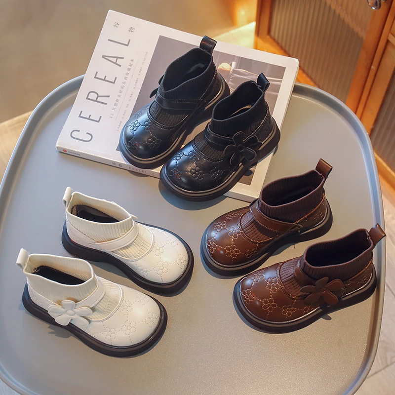 

Детские однотонные ботинки без шнуровки, на танкетке, на осень