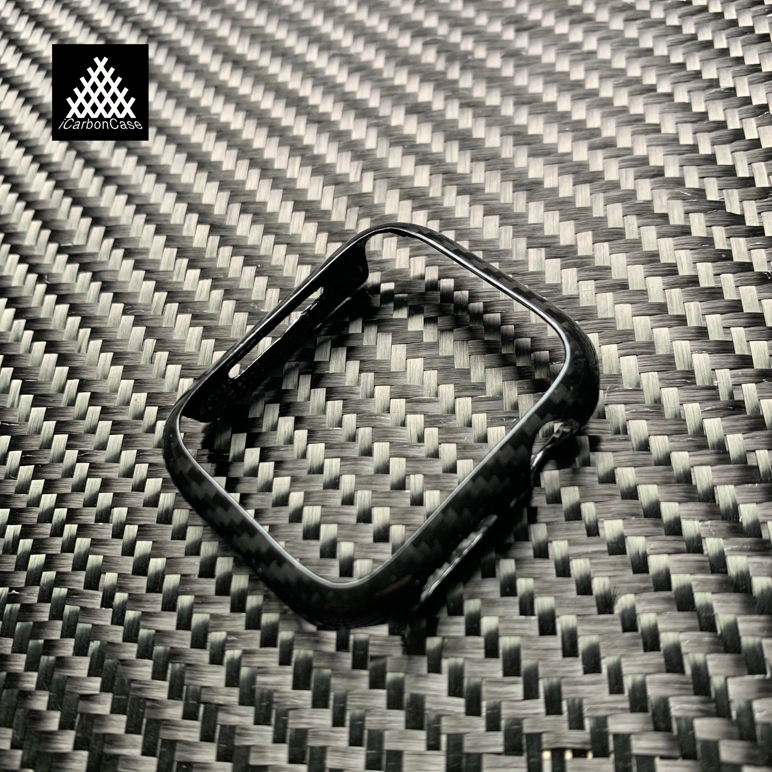 Фото Настоящий глянцевый чехол из углеродного волокна для Apple iWatch SS6 S7 S8 S9 Ultra 41 42 44 45 46 49 мм Супер легкий защитный чехол для умных часов №5