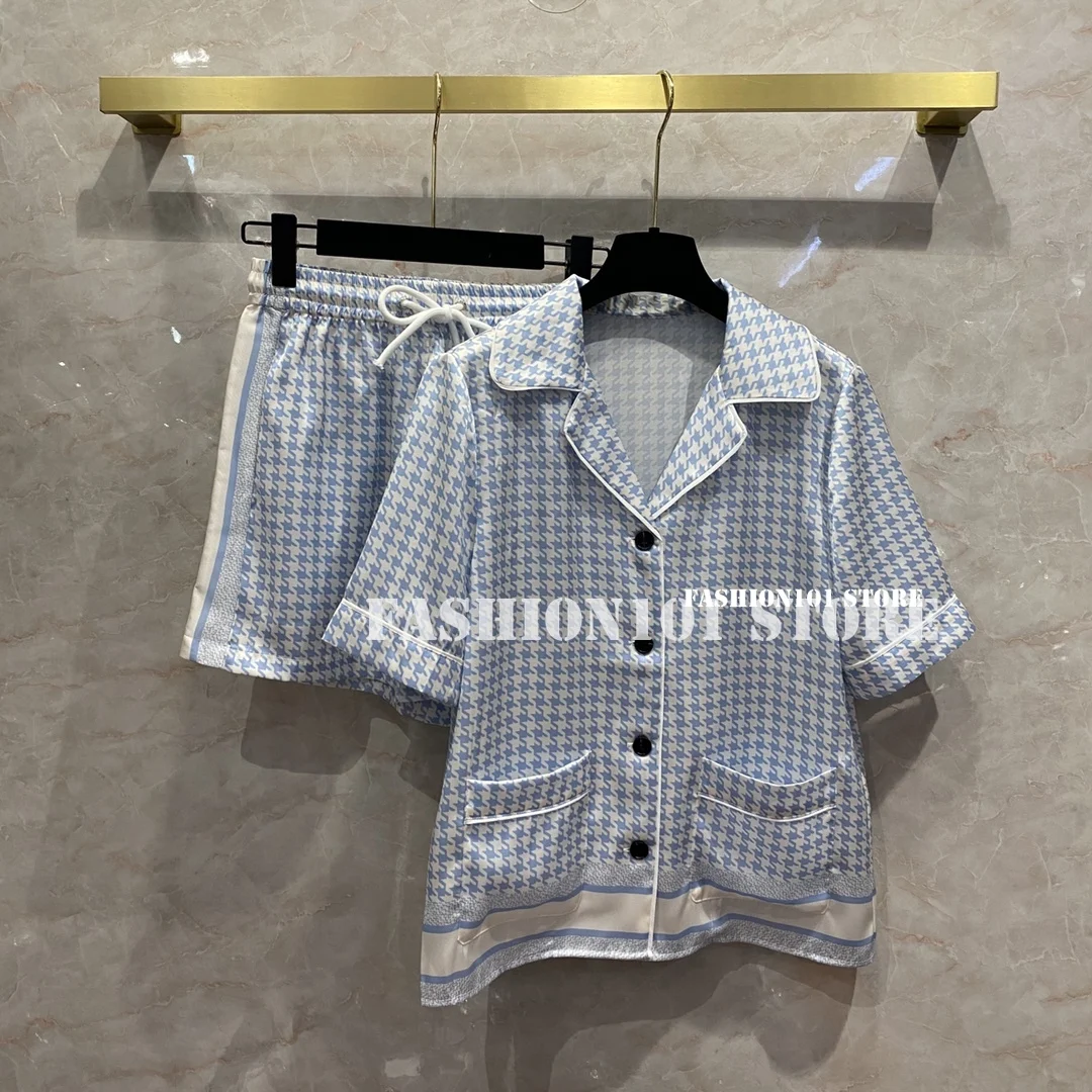 

2022 summer high end branded 1:1 Plaided letter logo print short Sleeve shirt with shorts super soft two piece outfits for women
