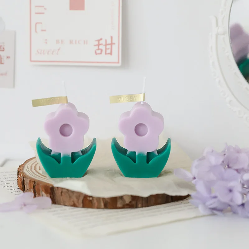 

Children's birthday candle colorful flower scented candle aesthetic decor candles for interior wedding centerpieces for tables