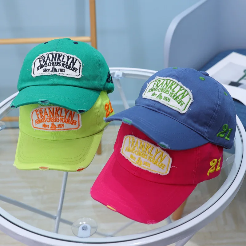 

Кепка детская с вышивкой в стиле хип-хоп