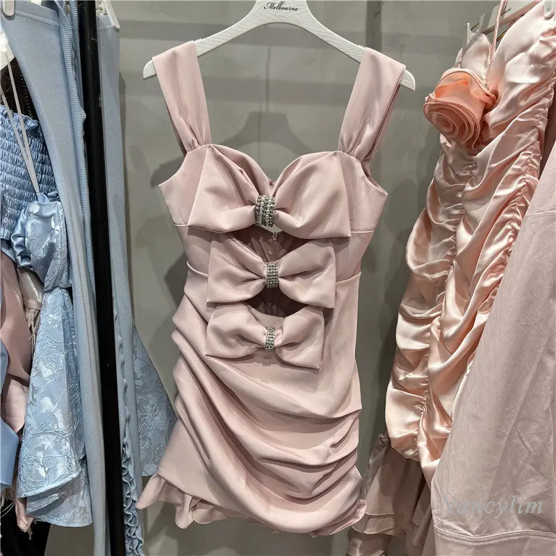 

Женское ажурное атласное платье на бретельках, розовое Плиссированное Платье-футляр с тремя бантами и оборками, короткая Дизайнерская одежда, 2023