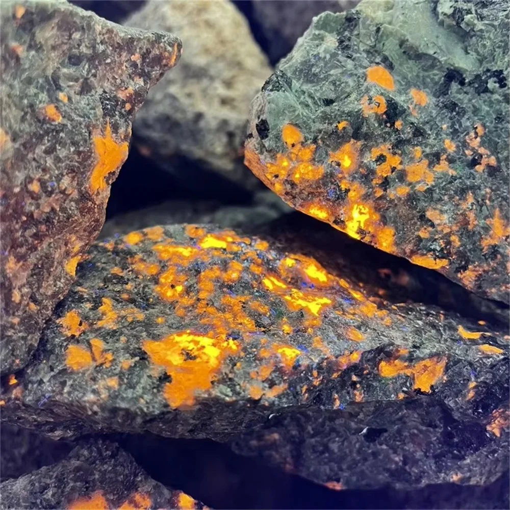 

Yooperlites Flamestone УФ-светящийся камень