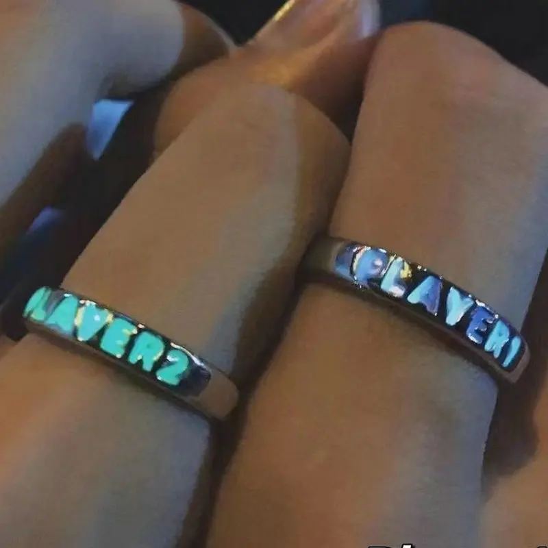 

Luminous Ring for Couple Creative Glowing in the Dark Player 1 Player 2 Matching Gaming Ring for Women Men Valentine's Day Gift