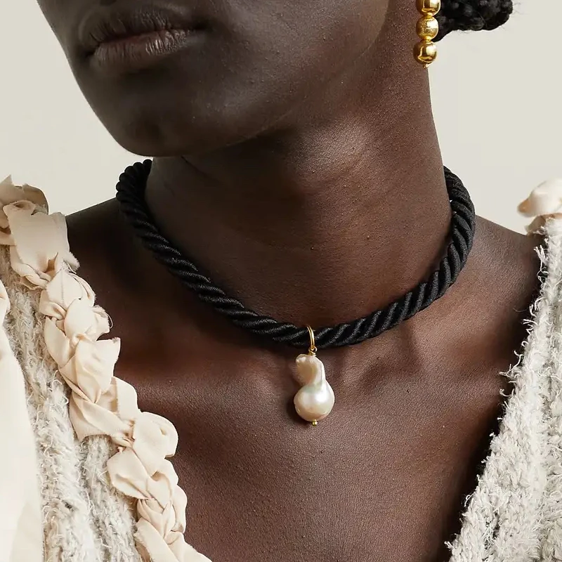 Man Women Minimalist Baroque Natural Pearl Pendant Necklace Vintage Versatile  Black Big Rope Chain Choker Jewelry Gift