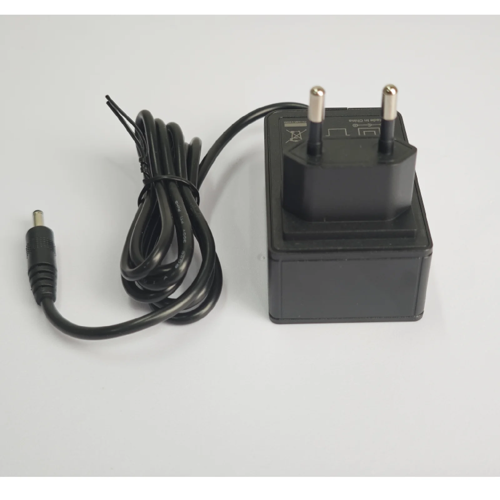 

24 Вт огнестойкое зарядное устройство для ноутбука, планшета и игровых устройств