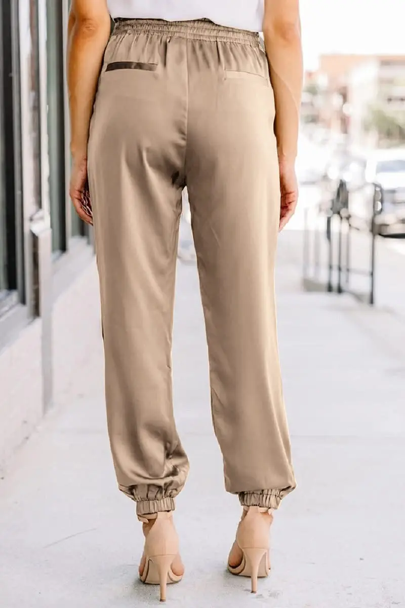 Рисунок 6 - Женские атласные джоггеры