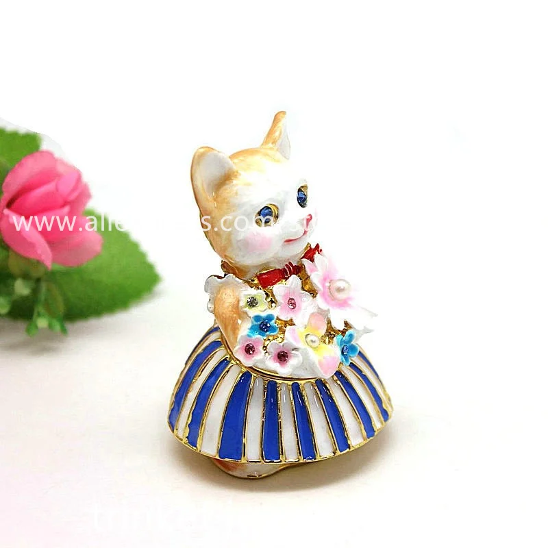 Cat Lady Holding Flower Shape Crafts Small Ring Holder Women Gifts