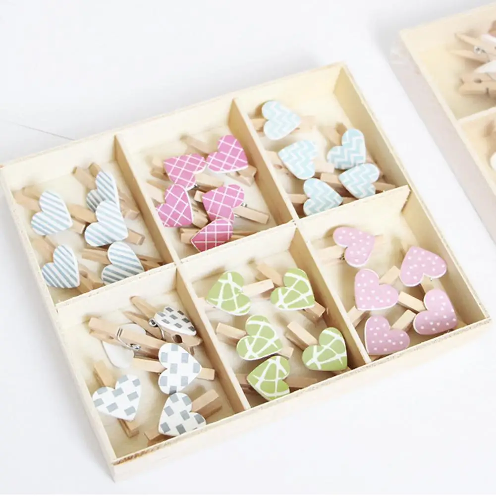 1 коробка зажимы для фотографий |