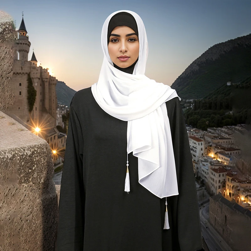 Женский шифоновый шарф с кисточками и складками