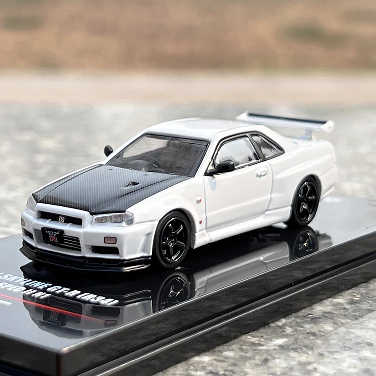 

Inno 1:64 Diecast car model White Skyline R34 GT-R Simulation model car with original box