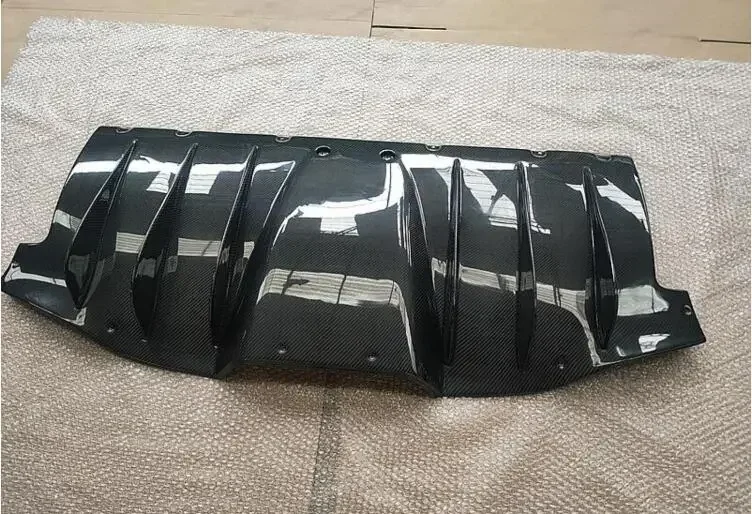 Задний бампер из настоящего углеродного волокна боковые спойлеры диффузор