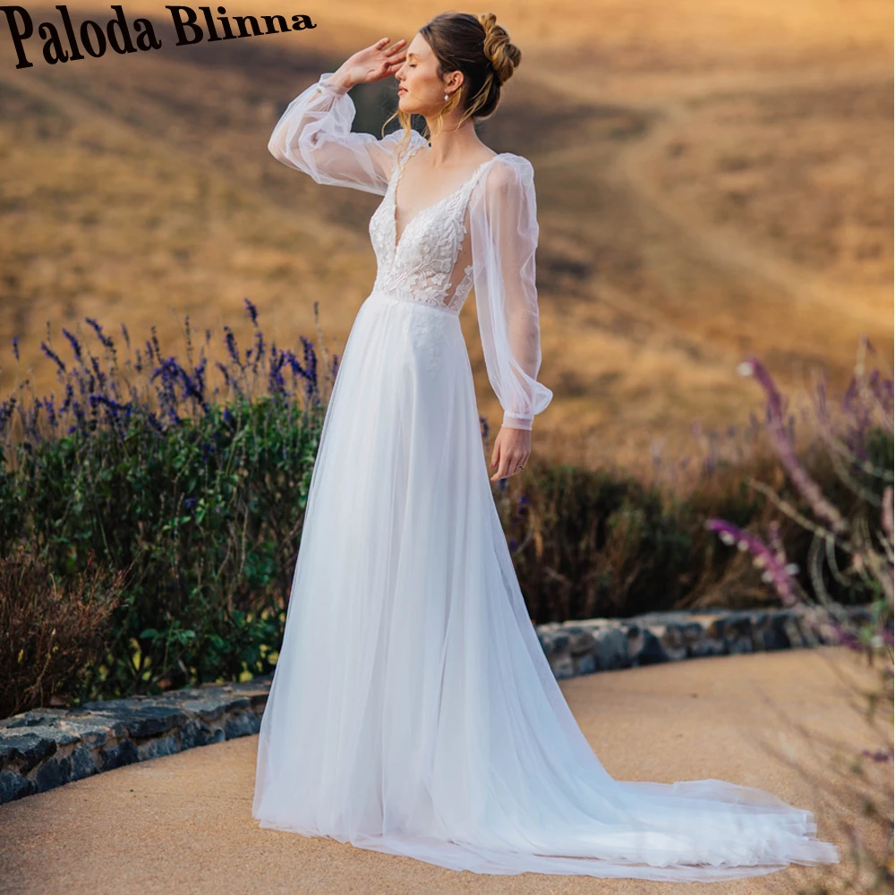 

Женское свадебное платье с рукавами-фонариками, глубоким V-образным вырезом и открытой спиной