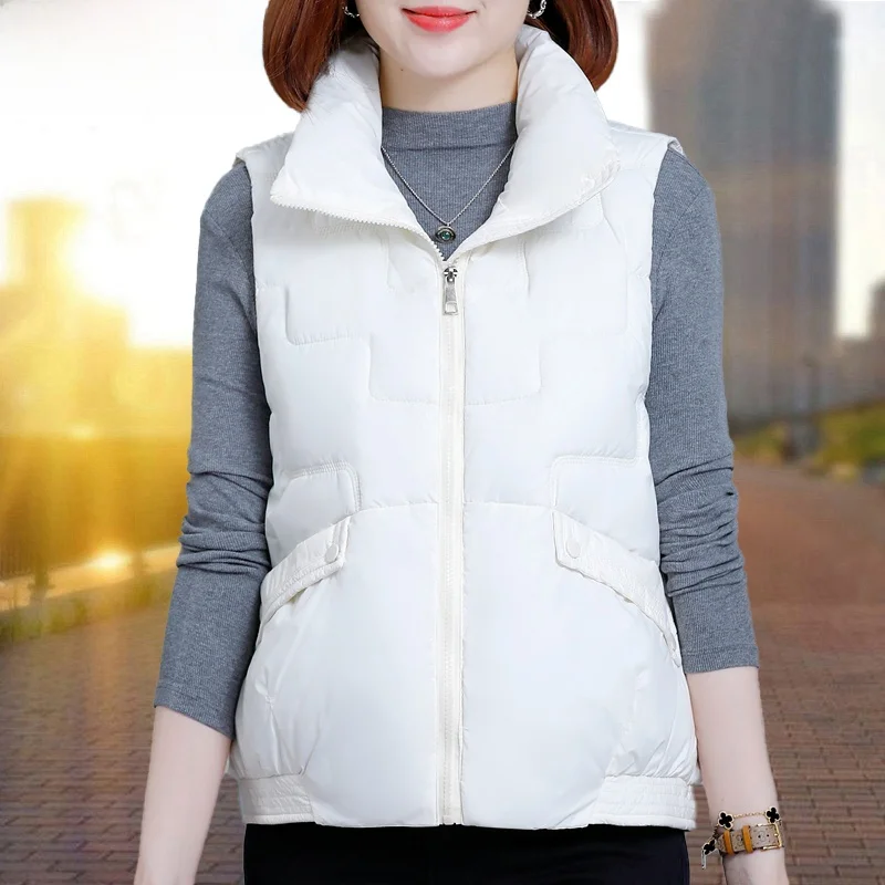 Женский пуховый жилет с дятлом на хлопковой подкладке зима 2024 новая верхняя