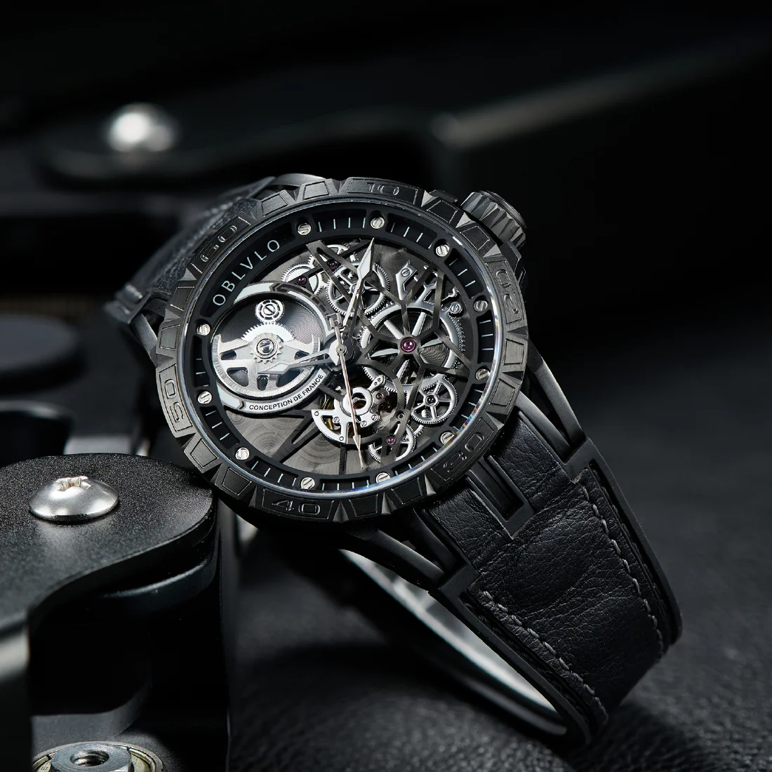 

OBLVLO Brand All Black Sport Skeleton Automatic Mechanical Watch for Men Self-Wind Rubber Strap Sapphire Waterproof LM