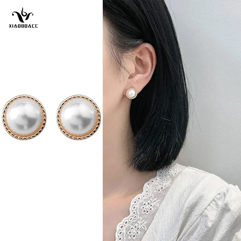 

XiaoboACC 925 Silver Needle Stud Earrings for Women Fashion Round Pearl Stud Earrings Wholesale