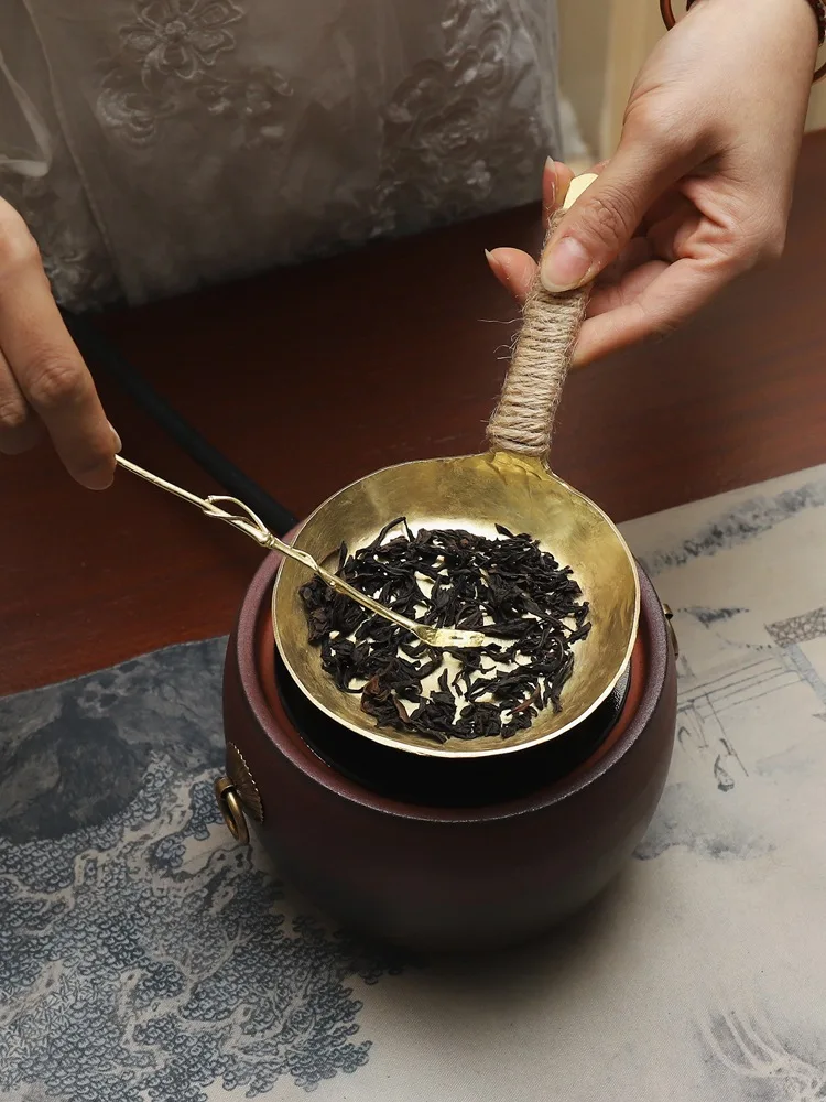 

Прибор для выпечки чая из чистой меди, ручная работа, плоский чай с плоским дном для усиления запаха, ложка для чая в старом стиле для запекания и запекания, и ложка из полиуретана