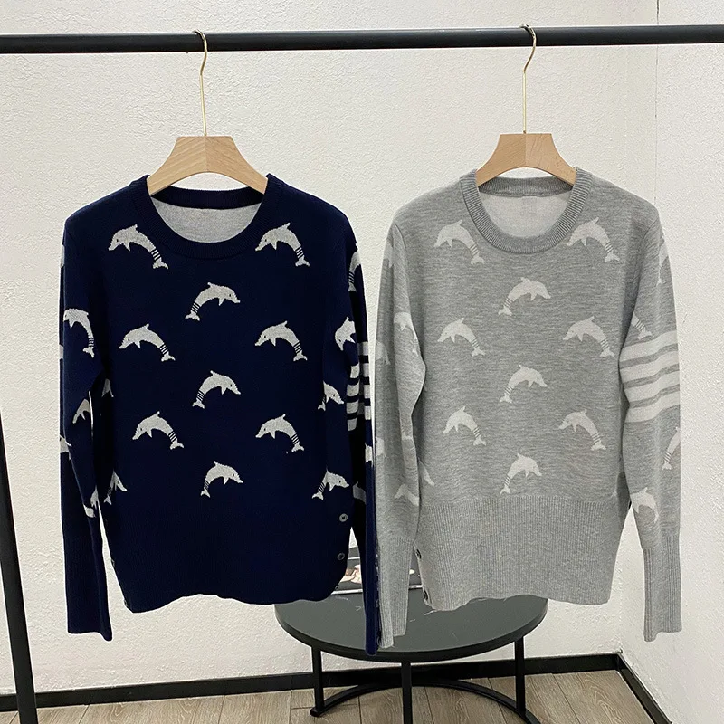 

Весенний вязаный свитер высокого качества с круглым вырезом, женский толстый контрастный четырехполосный топ с дельфином, трендовый тренд