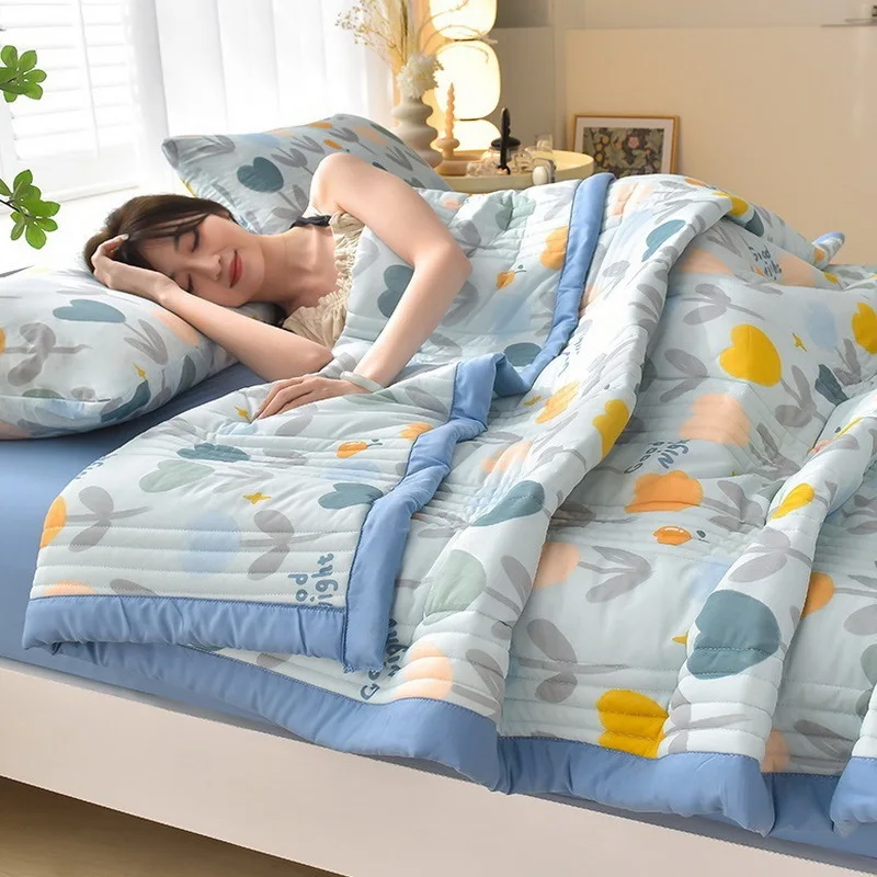 Double-Layer Yarn Cool Feeling Silk Summer Quilt QUILT Machine Washable Children's Ice Cold Fee...