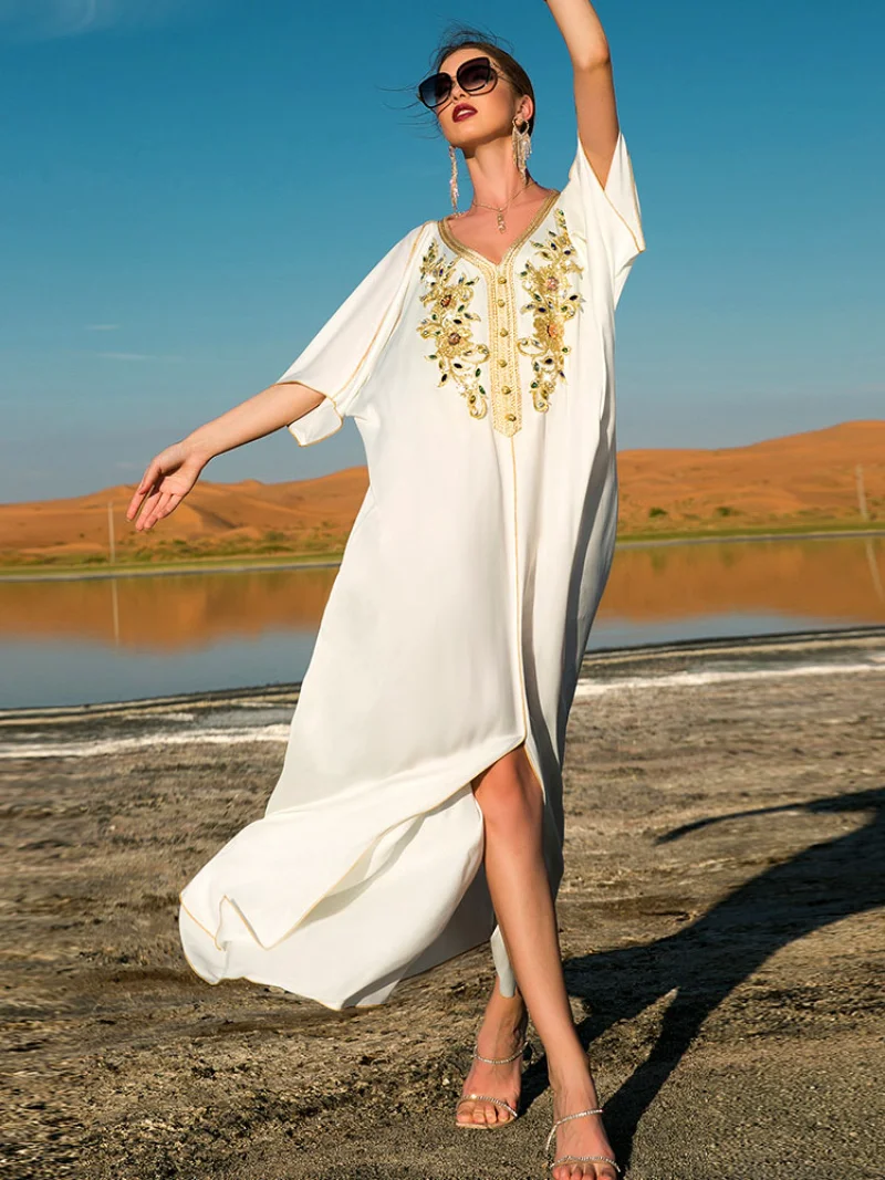 White Evening Dresses Moroccan Caftan Women Golden Trim Handsewn Rhinestones Luxury Abaya Muslim Bridal Gowns Gulf Jalabiya