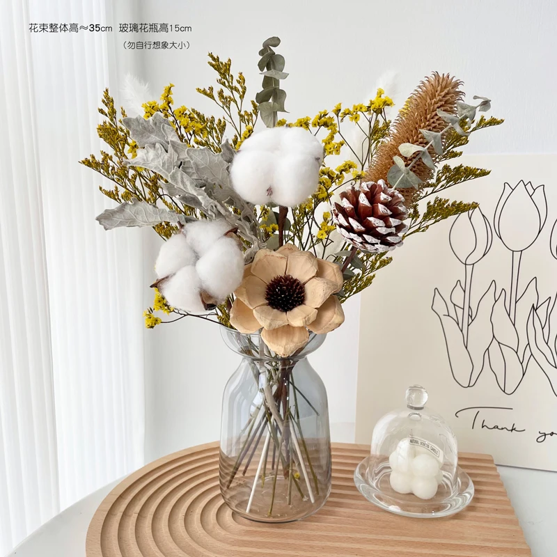 Натуральная пампасная трава с цветами